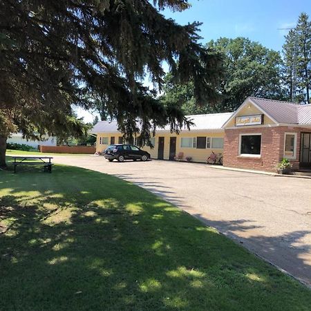Yellow Quill Motel Portage la Prairie Dış mekan fotoğraf