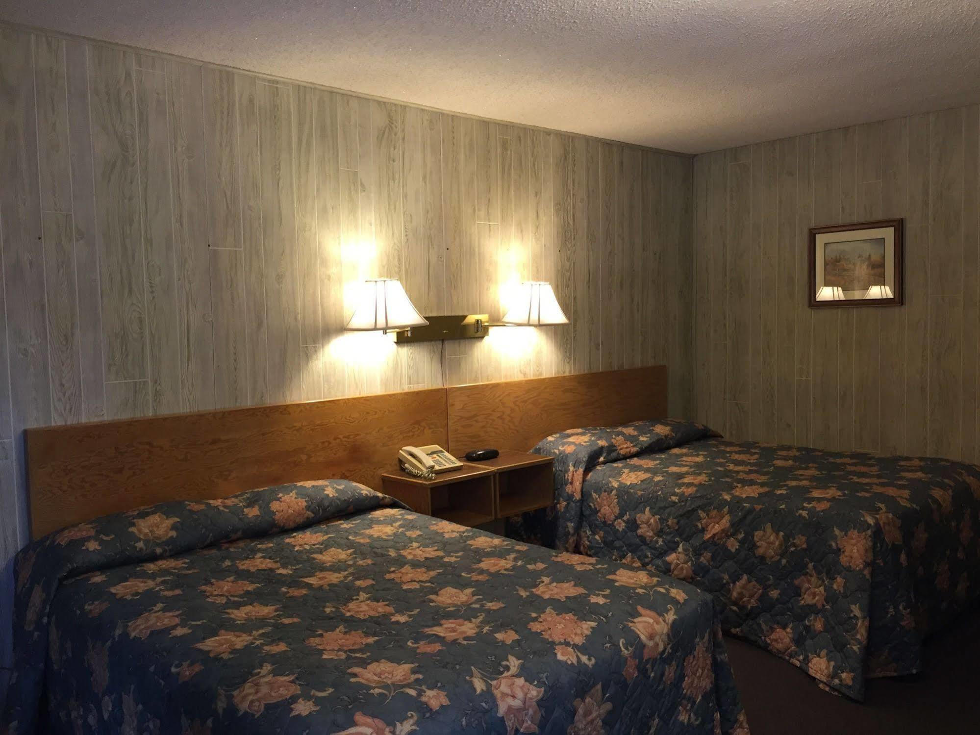 Yellow Quill Motel Portage la Prairie Dış mekan fotoğraf
